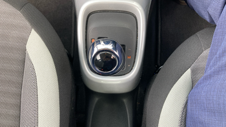 Toyota Aygo 1.0 VVT-i X-Play 5dr x-shift Petrol Hatchback